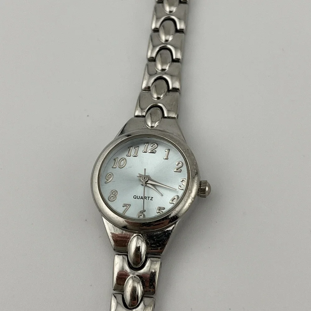 Advance Watch Women 22mm Case Silver Band Light Blue Dial Quartz-‎ New Battery